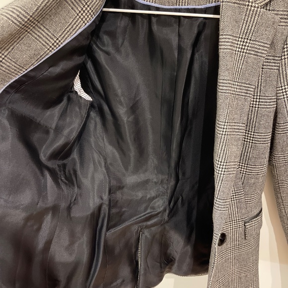 Black and white houndstooth blazer faux leather detail and elbow pads XS - AS IS - Picture 6 of 6